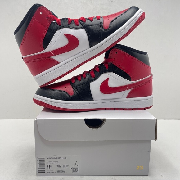 Nike Air Jordan 1 Retro Mid WMNS “Bred Toe” 2022 - Picture 3 of 4